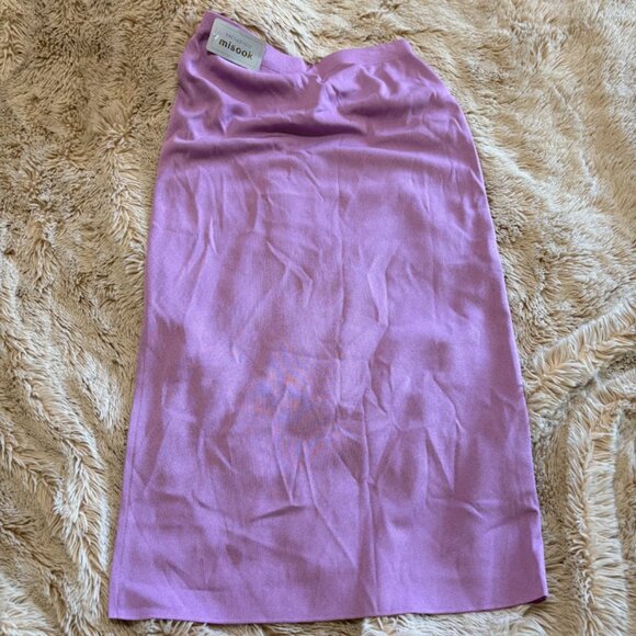 NEW Exclusively Misook Skirt Medium - Picture 1 of 3
